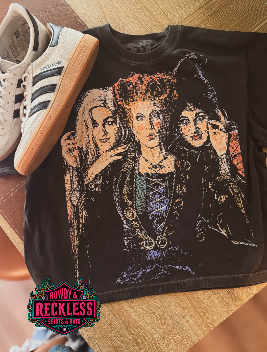 🧙‍♀️ Vintage Hocus Pocus Halftone Tee