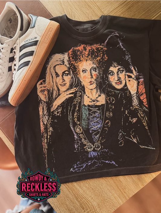 🧙‍♀️ Vintage Hocus Pocus Halftone Tee