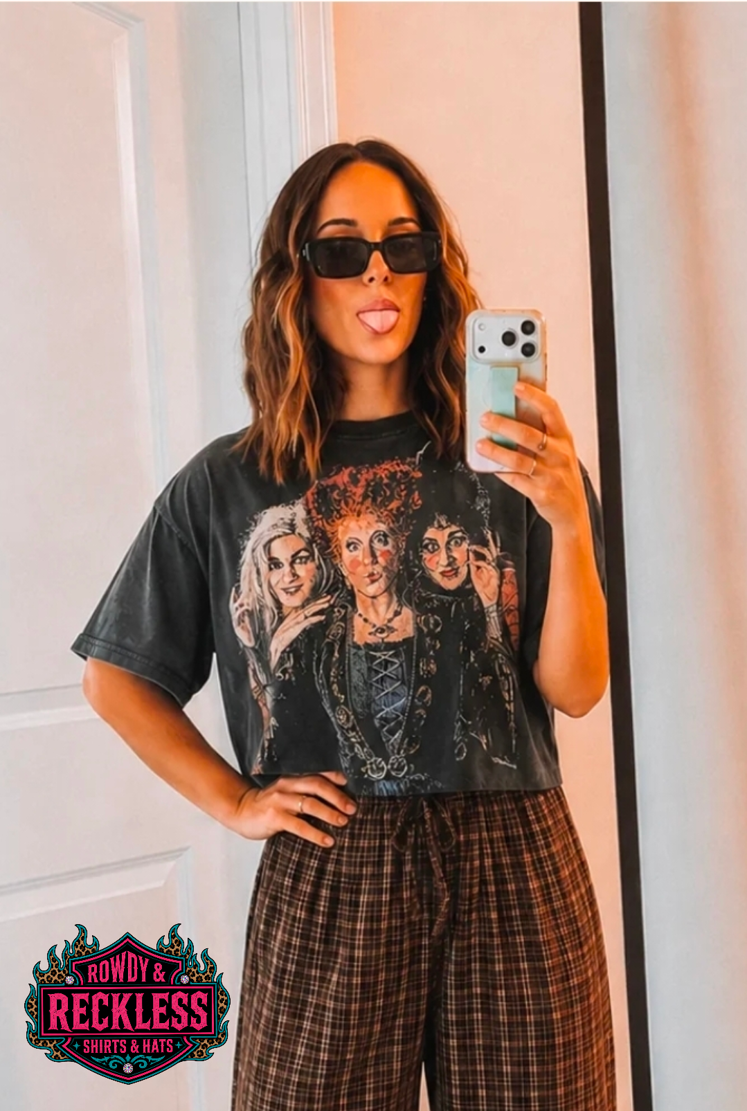 🧙‍♀️ Vintage Hocus Pocus Halftone Tee